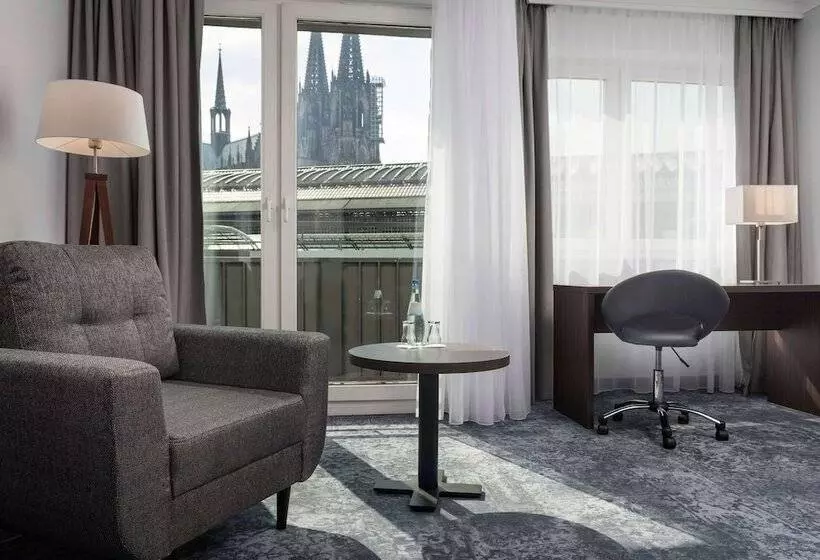 Отель Wyndham Köln