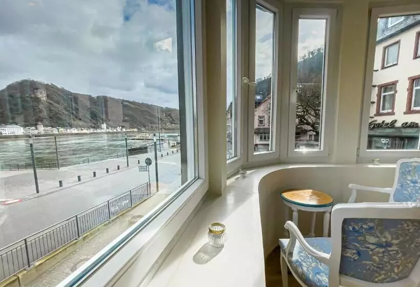 Отель Zum Goldenen Löwen