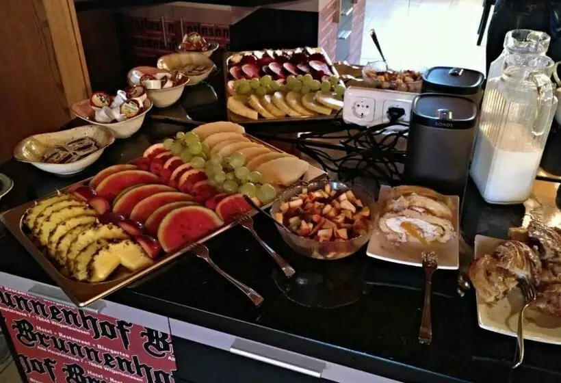 ホテル Brunnenhof