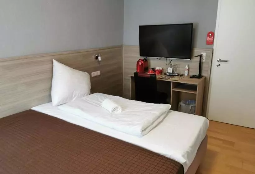 ホテル Brunnenhof