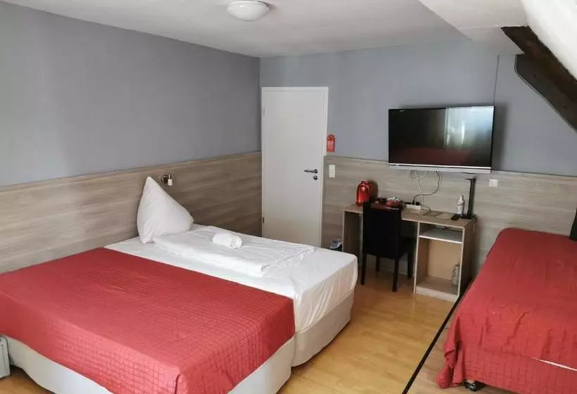 ホテル Brunnenhof