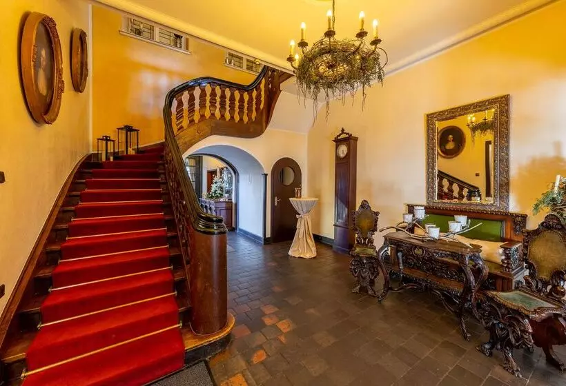 Jagdschloss Hotel Niederwald