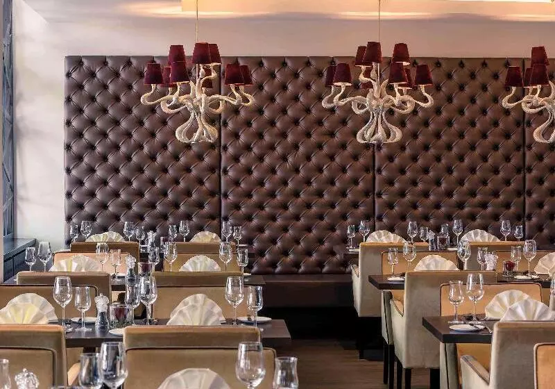 Отель Mercure Residenz Frankfurt Messe