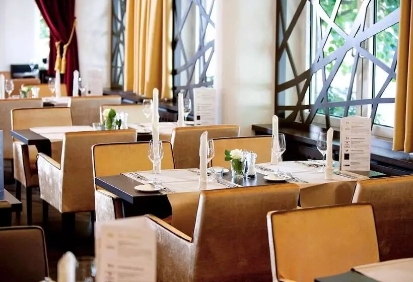 Отель Mercure Residenz Frankfurt Messe