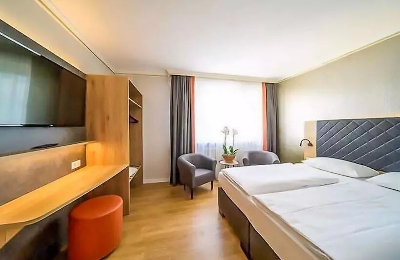 酒店 Plaza Inn Rieker Stuttgart Hauptbahnhof