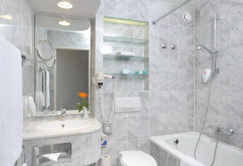 Relexa Waldhotel Schatten Stuttgart