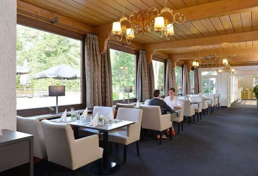 Relexa Waldhotel Schatten Stuttgart