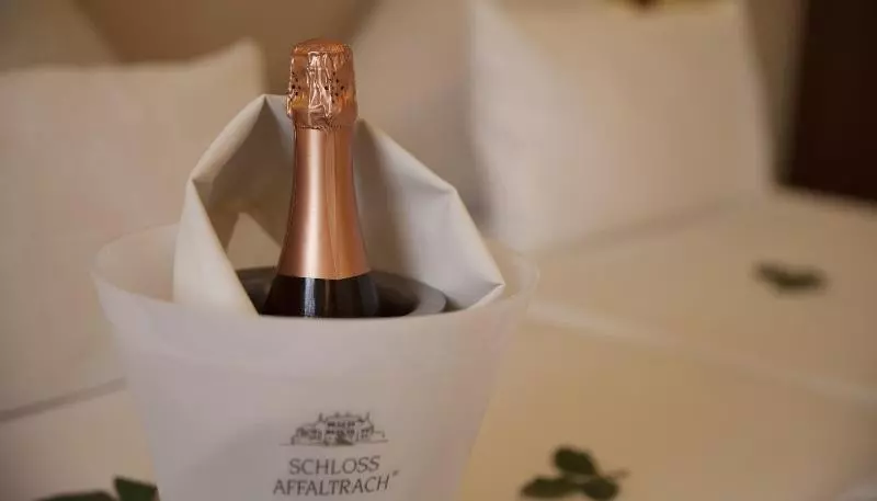 Stadt Gut Hotel Gasthof Goldener Adler