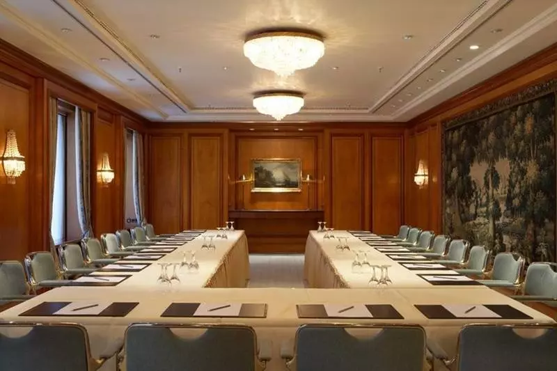 Отель Steigenberger Icon Frankfurter Hof