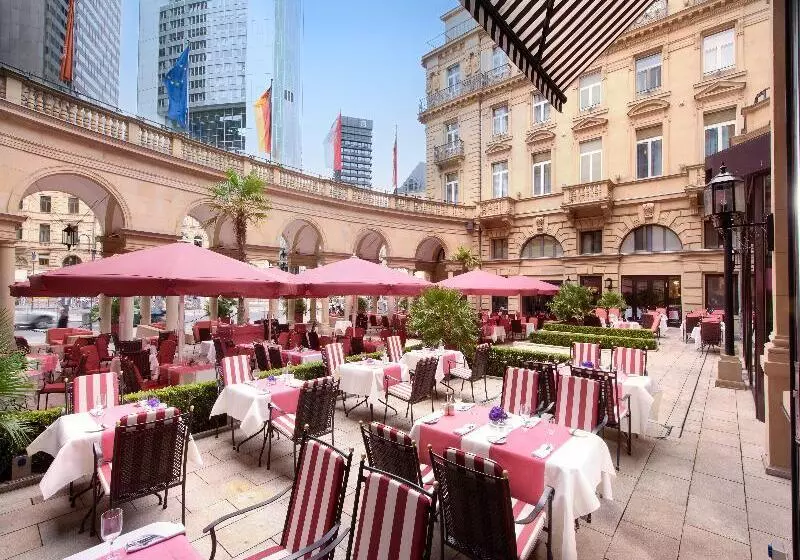 Отель Steigenberger Icon Frankfurter Hof