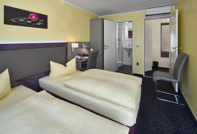 Отель Alfa City Centre