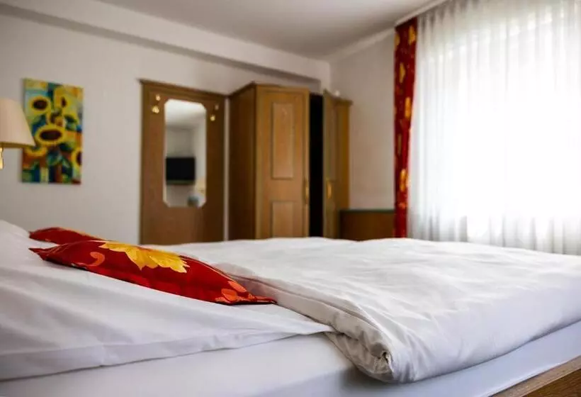 فندق Garni Lehrertal