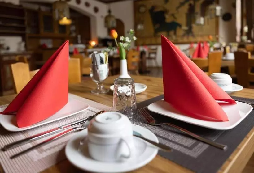 فندق Garni Lehrertal