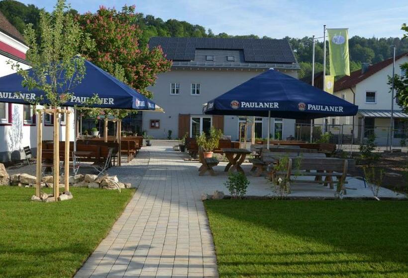 Hotelli Gasthof Krone