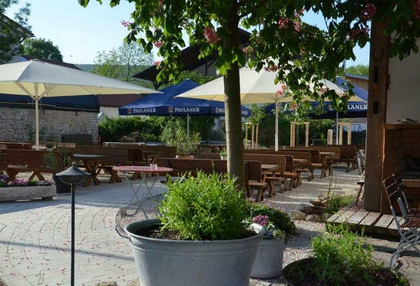 Hotelli Gasthof Krone