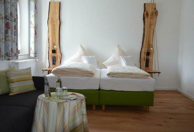 Hotelli Gasthof Krone