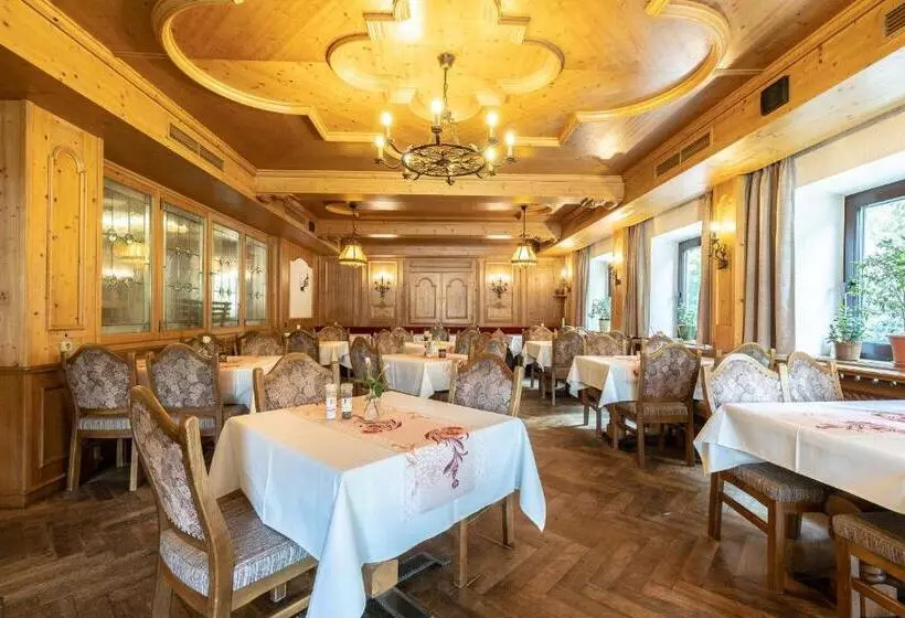 فندق Gasthof Zum Dragoner