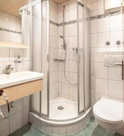 فندق Gasthof Zum Dragoner