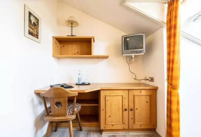 فندق Gasthof Zum Dragoner