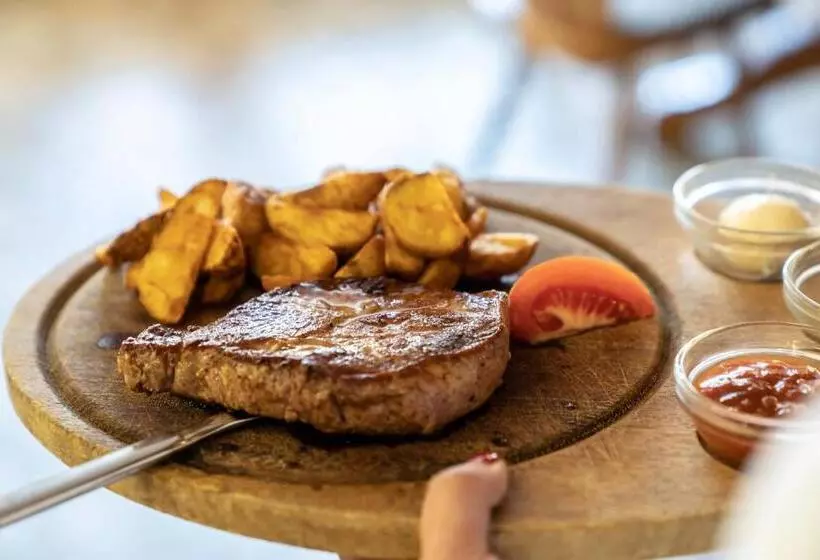 فندق Gasthof Zum Dragoner