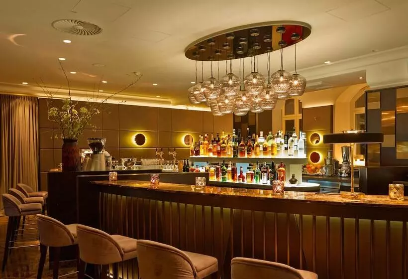 هتل Gewandhaus Dresden, Autograph Collection