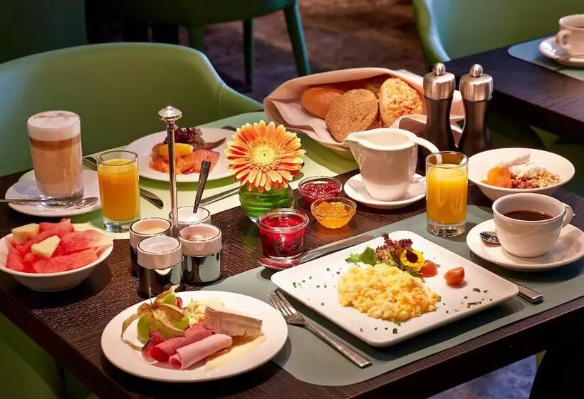 هتل Gewandhaus Dresden, Autograph Collection