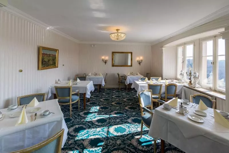 Historik Hotel Goldener Hirsch Rothenburg