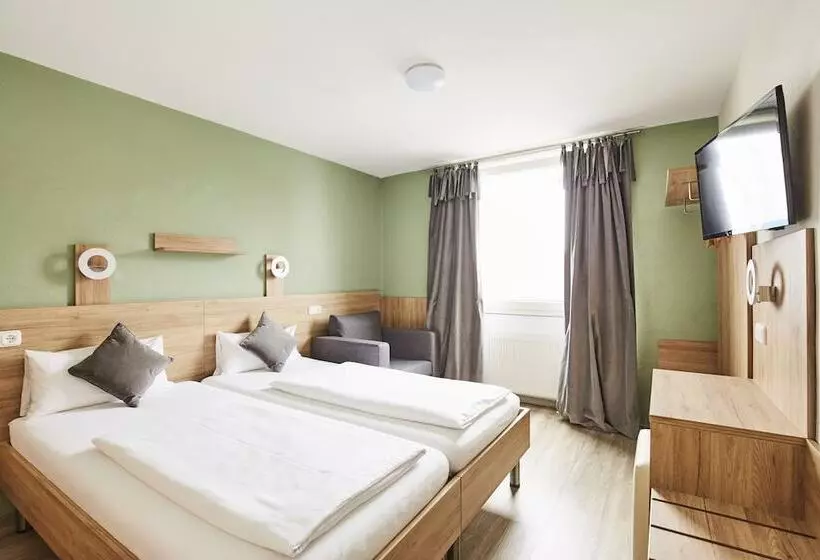 בית מלון כפרי Imperial