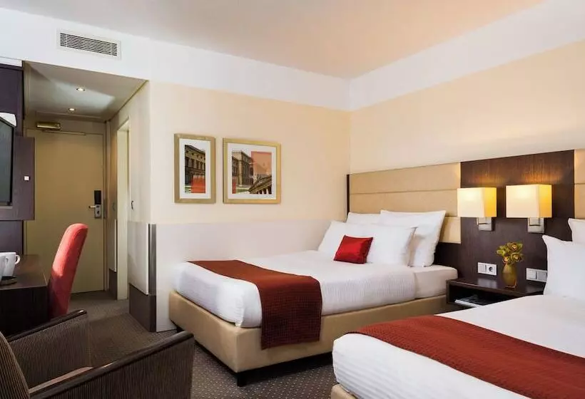 Leonardo Hotel Munich Arabellapark