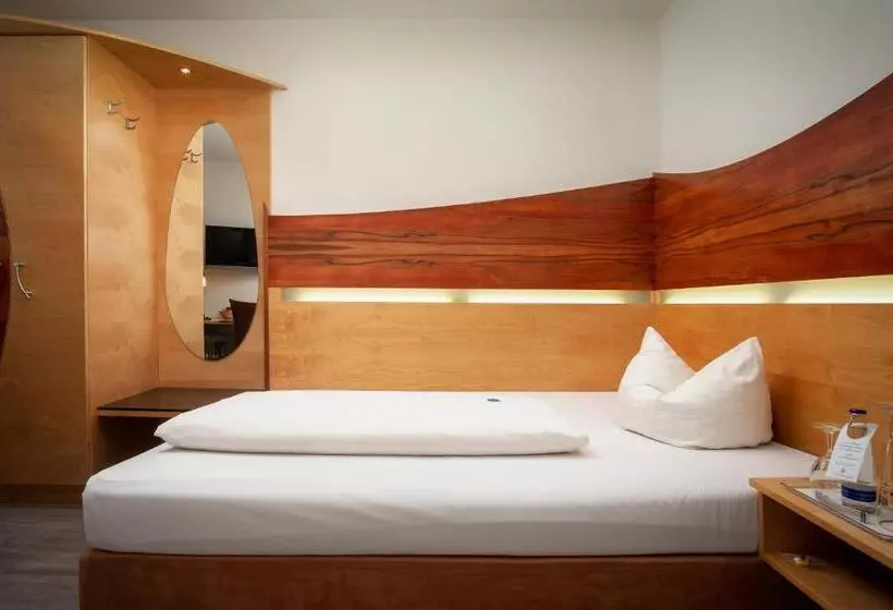 Отель Passauer Wolf