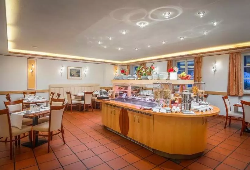 Отель Passauer Wolf