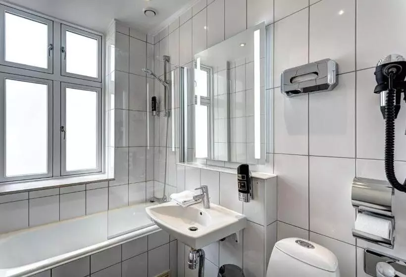 فندق صغير Urban House Copenhagen By Meininger