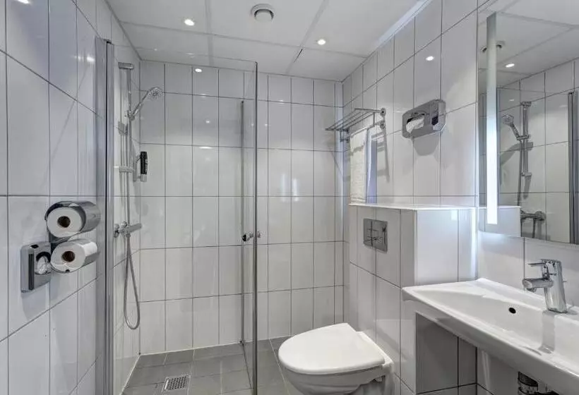 فندق صغير Urban House Copenhagen By Meininger