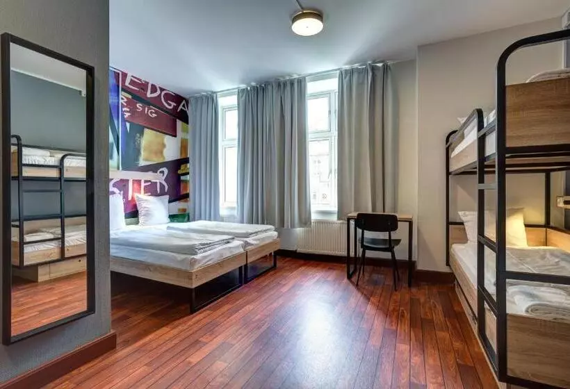 فندق صغير Urban House Copenhagen By Meininger