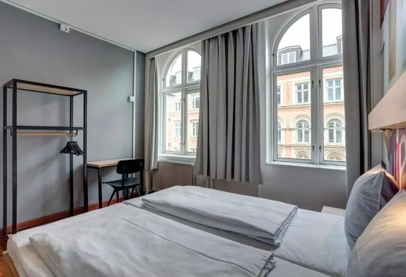 فندق صغير Urban House Copenhagen By Meininger