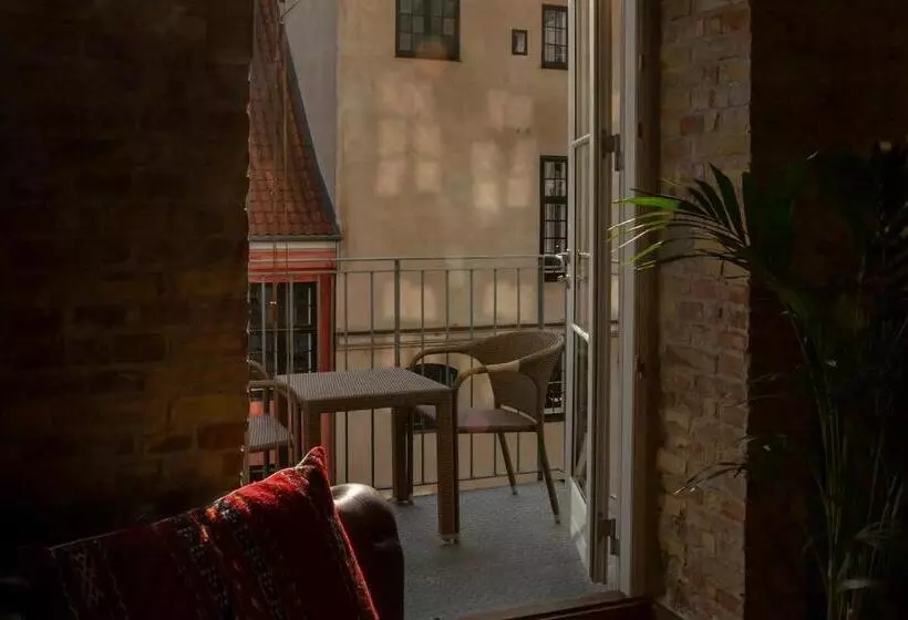 Отель Babette Guldsmeden