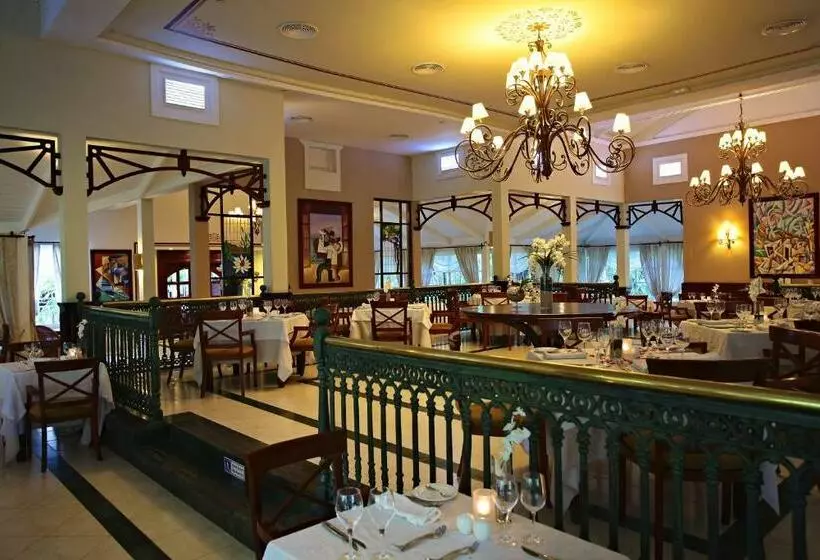 Resort Bahia Principe Grand El Portillo - All Inclusive