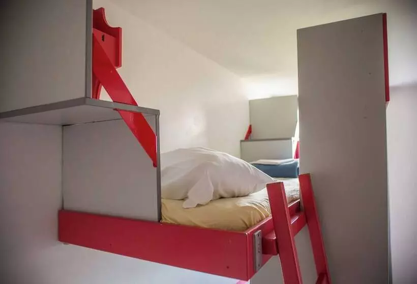 ホテル Auberge De Jeunesse Hi Paris Le D Artagnan