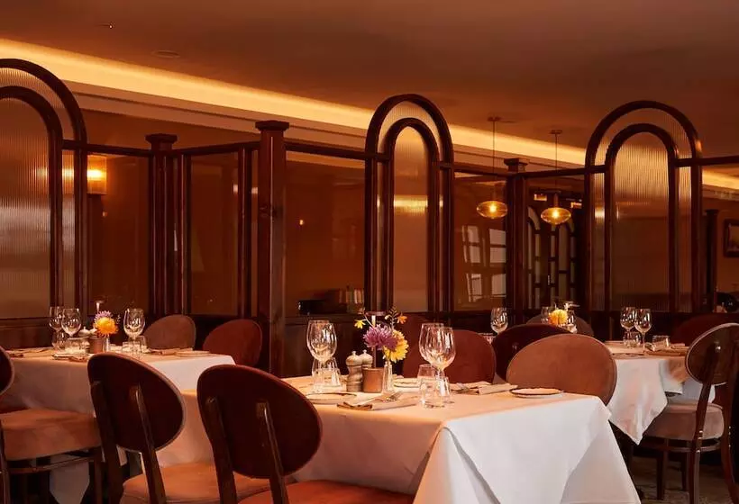 Hotel County Arms Birr