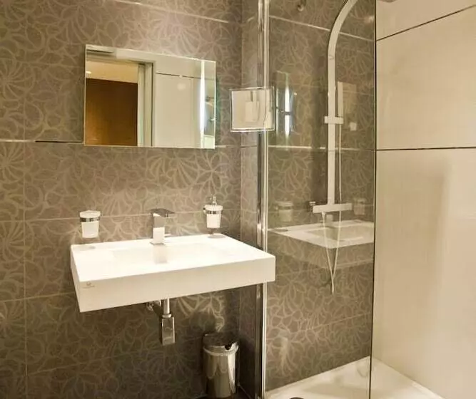 בית מלון כפרי Des Arceaux