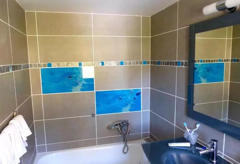 Отель Du Levant