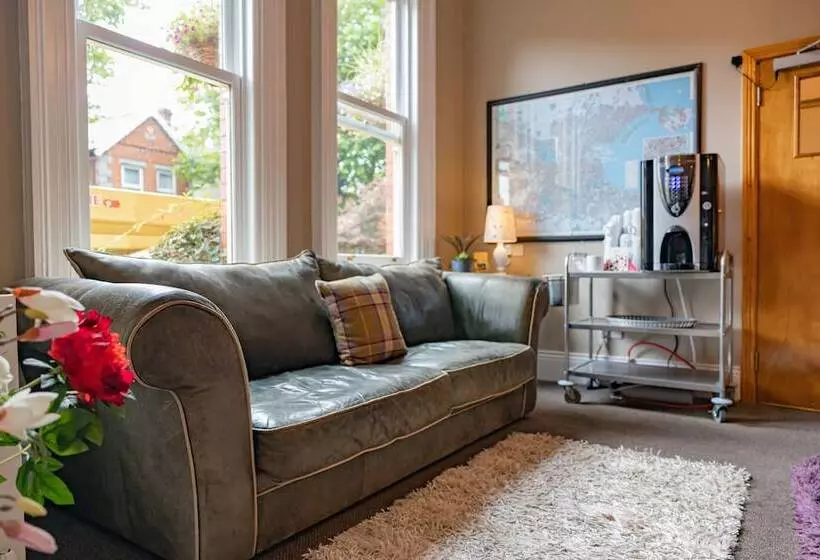 בית מלון כפרי Egans House