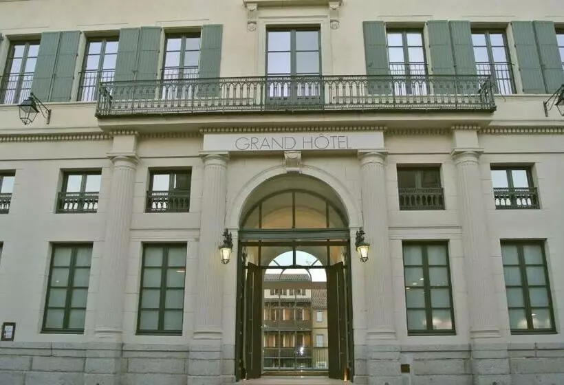 ホテル Grand Hôtel De Castres