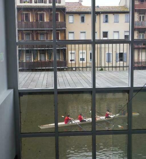هتل Grand Hôtel De Castres
