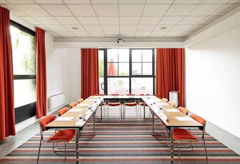 호텔 Ibis Marne La Vallee Champs Sur Marne