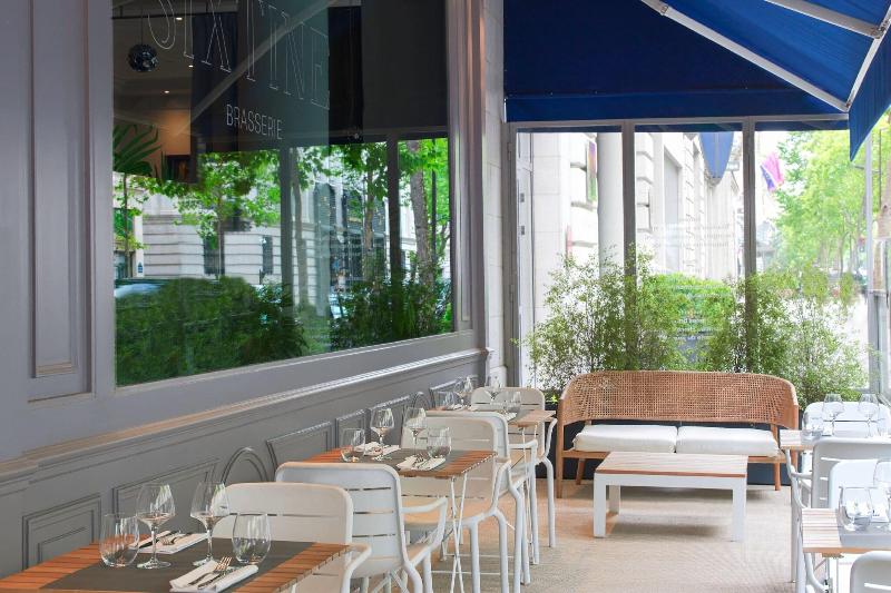 ホテル Paris Marriott Opera Ambassador