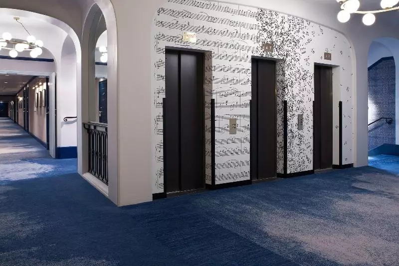 ホテル Paris Marriott Opera Ambassador