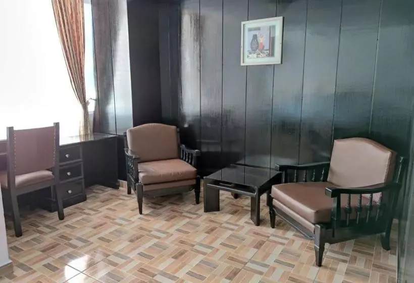 Val Hotel Santamaria Quito