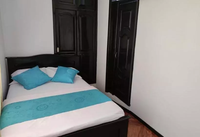 Val Hotel Santamaria Quito