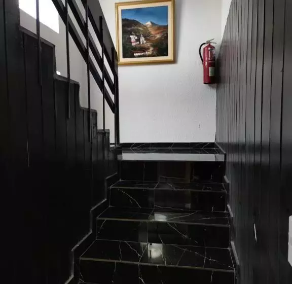 Val Hotel Santamaria Quito